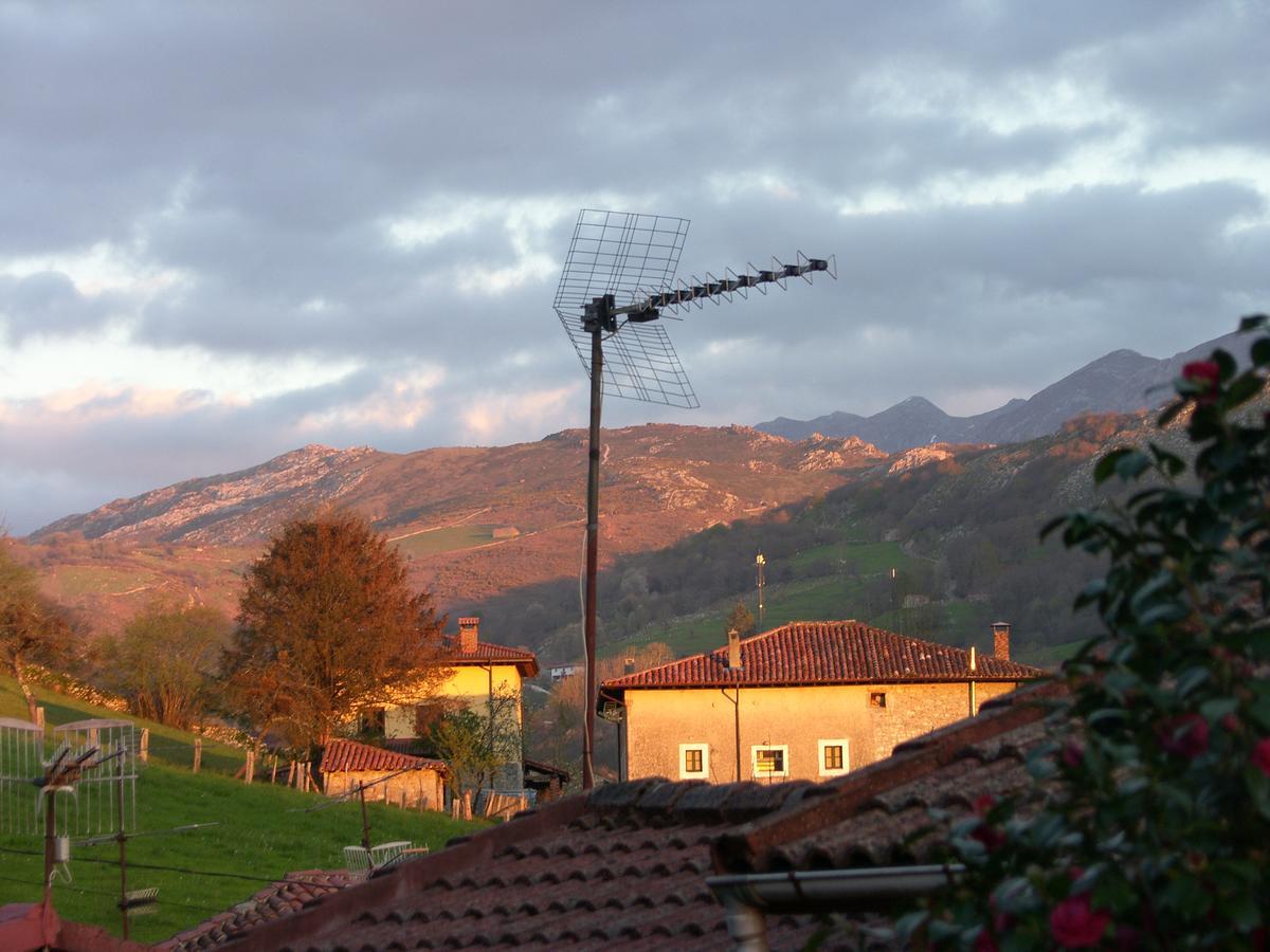 Posada El Pareon Sirviella Εξωτερικό φωτογραφία